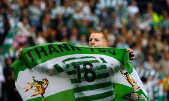 Neil Lennon of Celtic celebrates