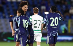 Aaron Bouwman of Ajax celebrates