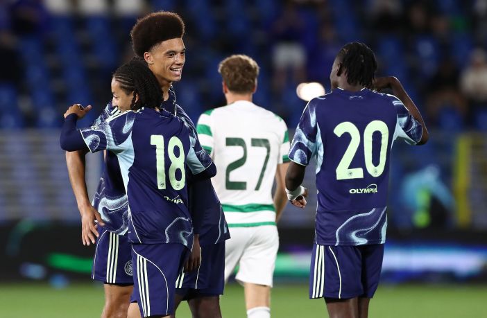 Aaron Bouwman of Ajax celebrates