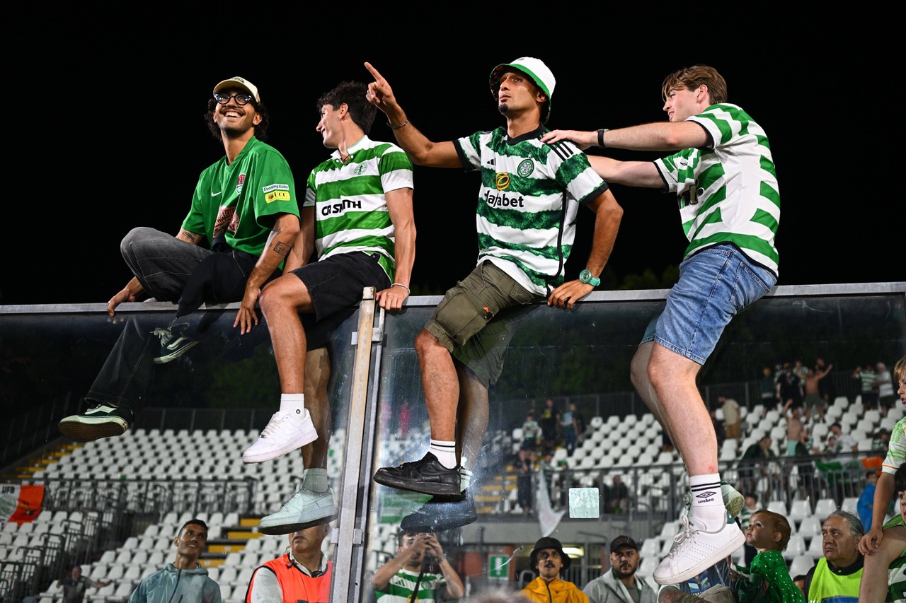 Celtic fans in Como