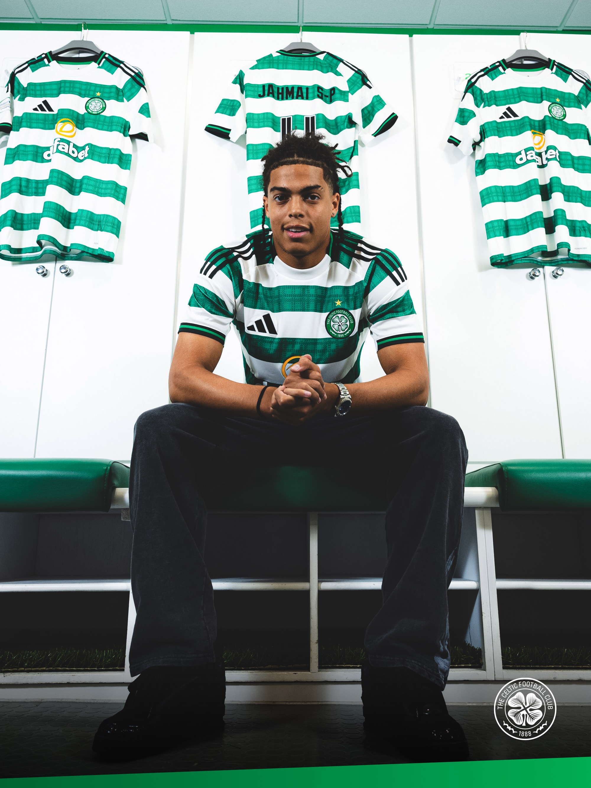 Jahmai Simpson-Pusey signs for Celtic