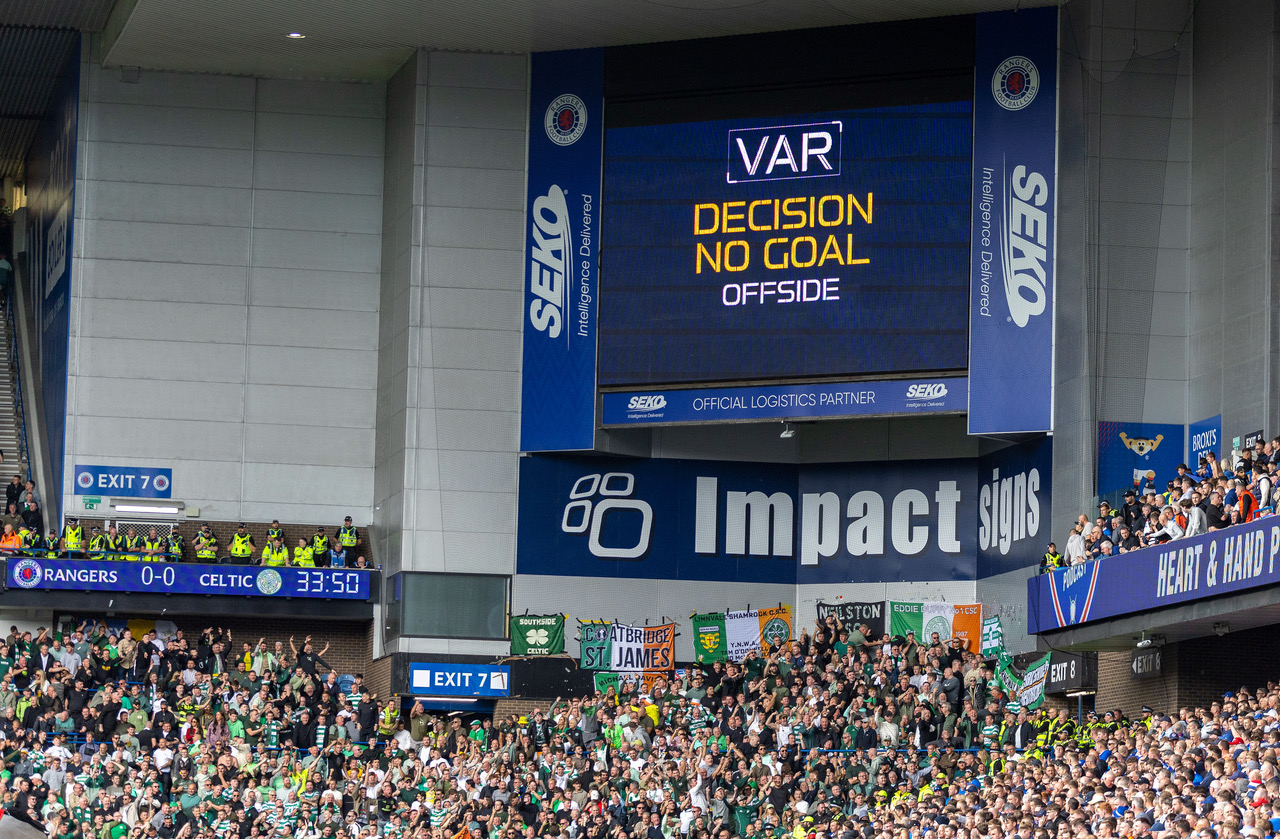 VAR rules out theRangers goal