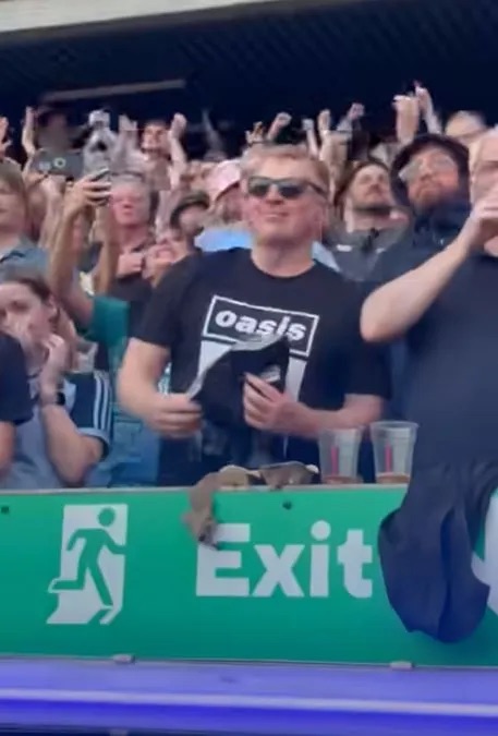 Neil Lennon at Oasis concert 