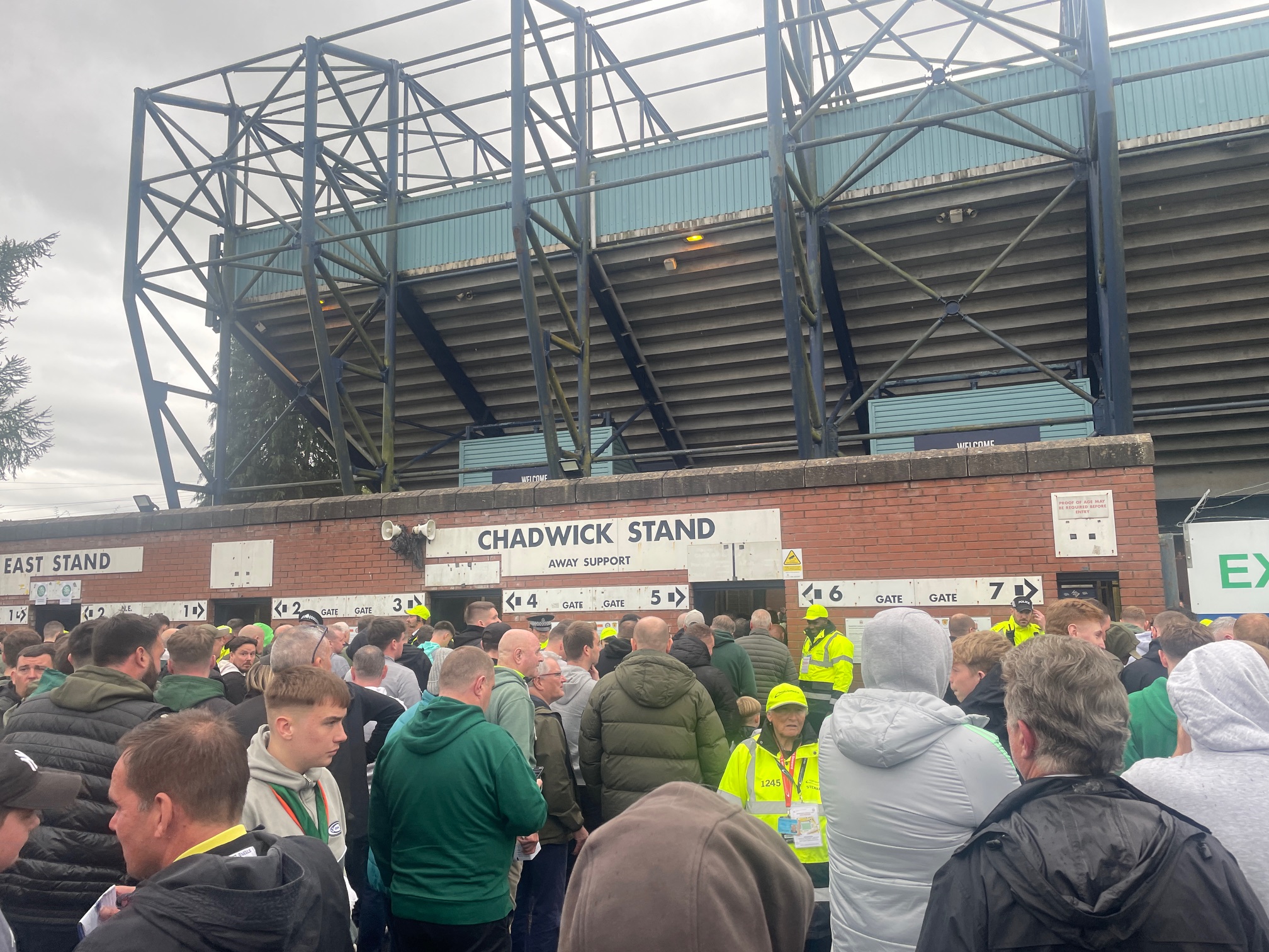 Celtic support queuing at turnstiles 20 mins before kick-off