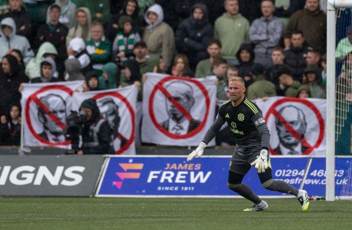 Kasper Schmeichel at Rugby Park