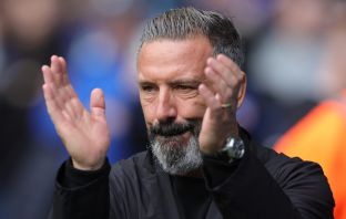 Hearts manager Derek McInnes celebrates
