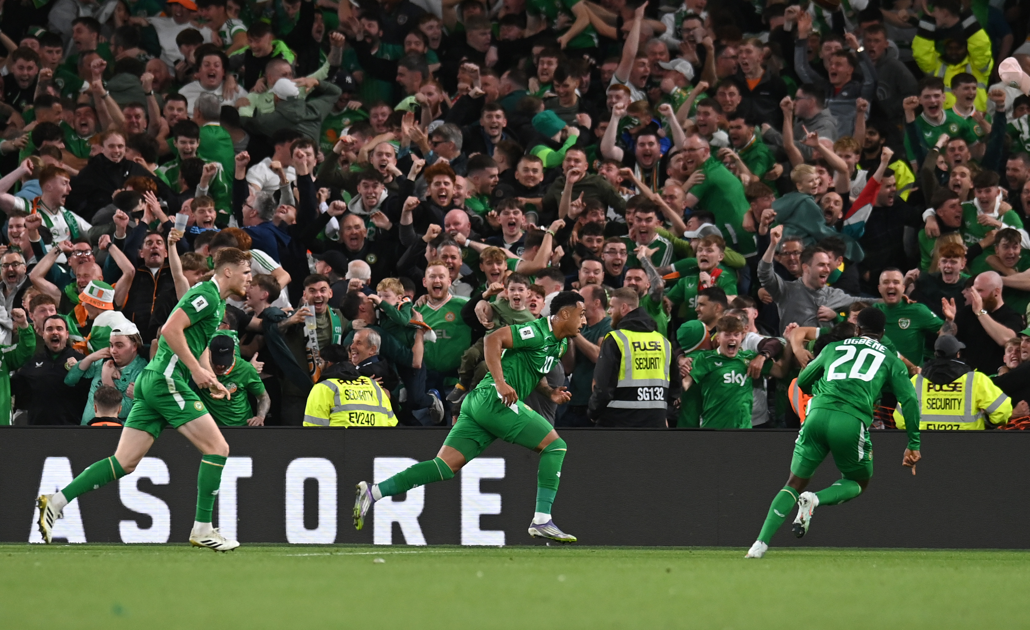Adam Idah of Republic of Ireland celebrates 
