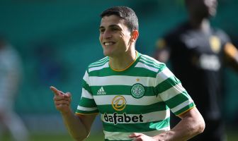 Mohamed Elyounoussi of Celtic celebrates