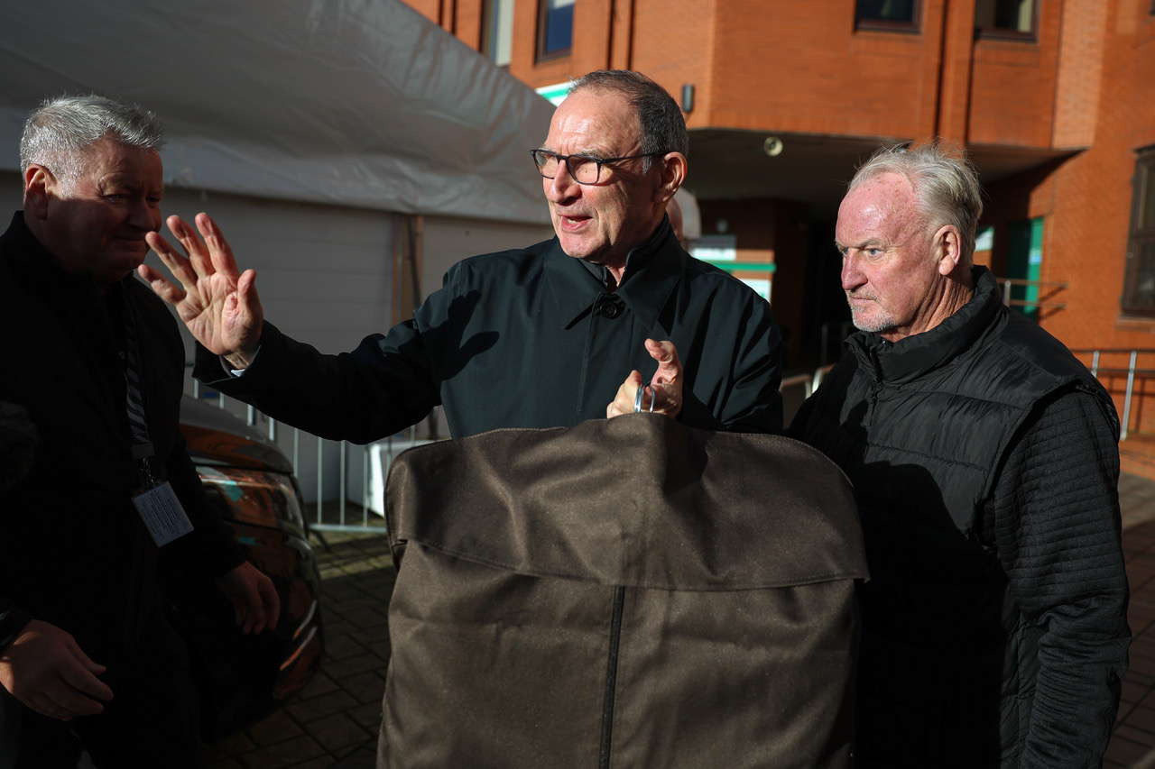 Martin O'Neill arrives at Celtic Park 