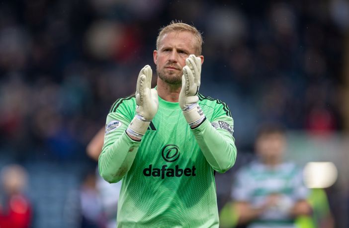 Kasper Schmeichel. Dundee v Celtic. 19 October 2025.
