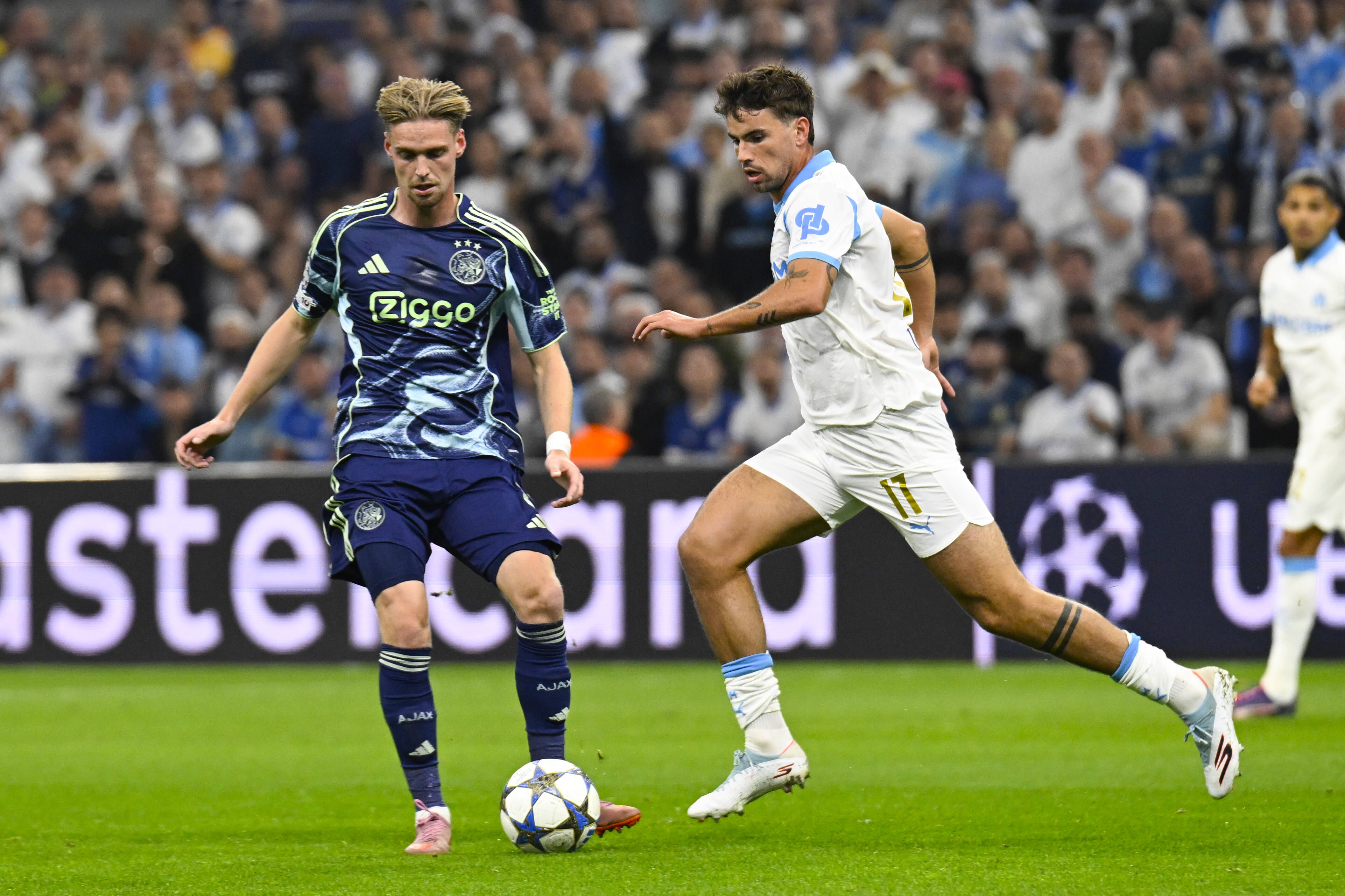 Matt O'Riley helps Marseille beat Ajax 4-0 in the Champions League 