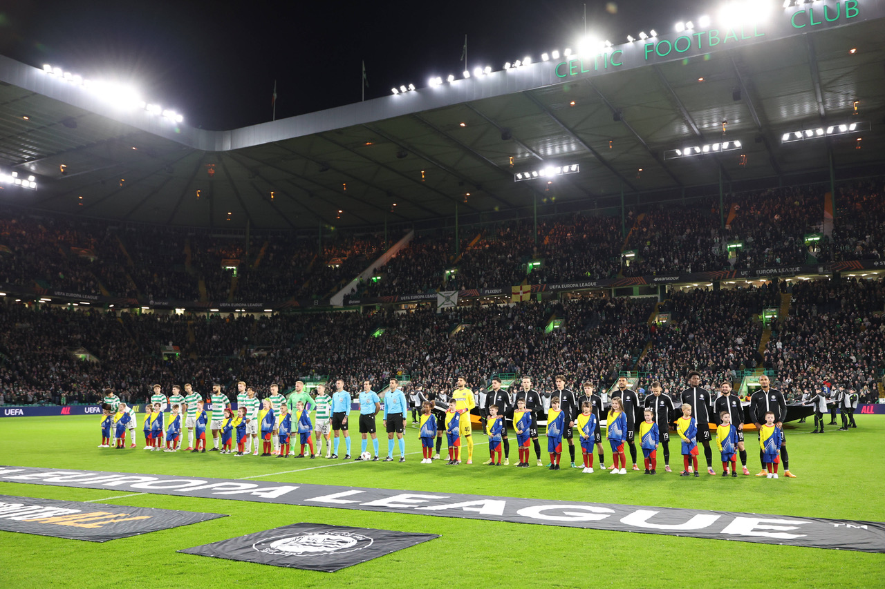Teams line-up Celtic v SK Sturm Graz.