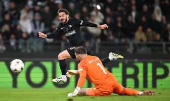Otar Kiteishvili of Sturm Graz scores