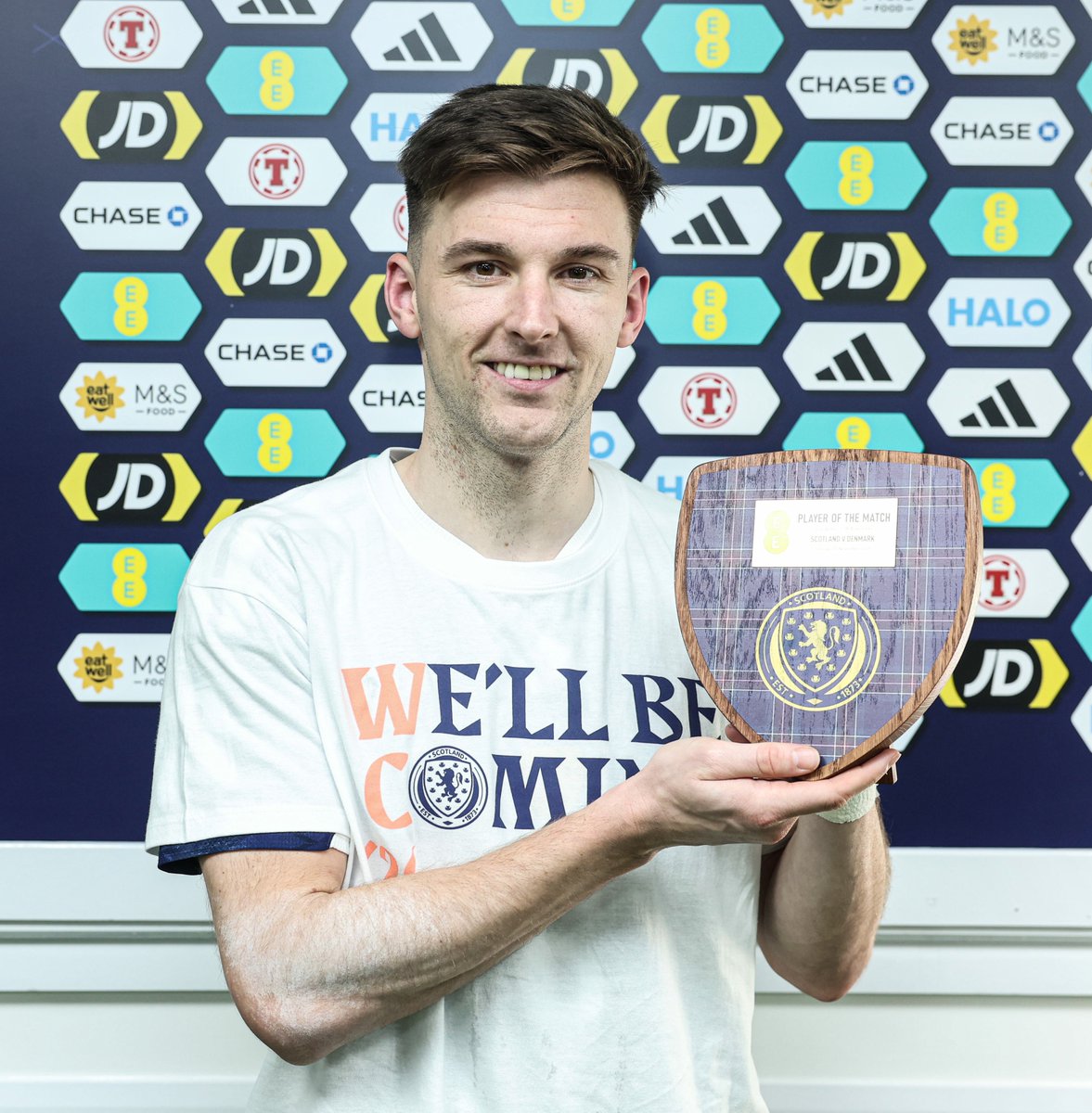 Player of the Match? KT of course. 
