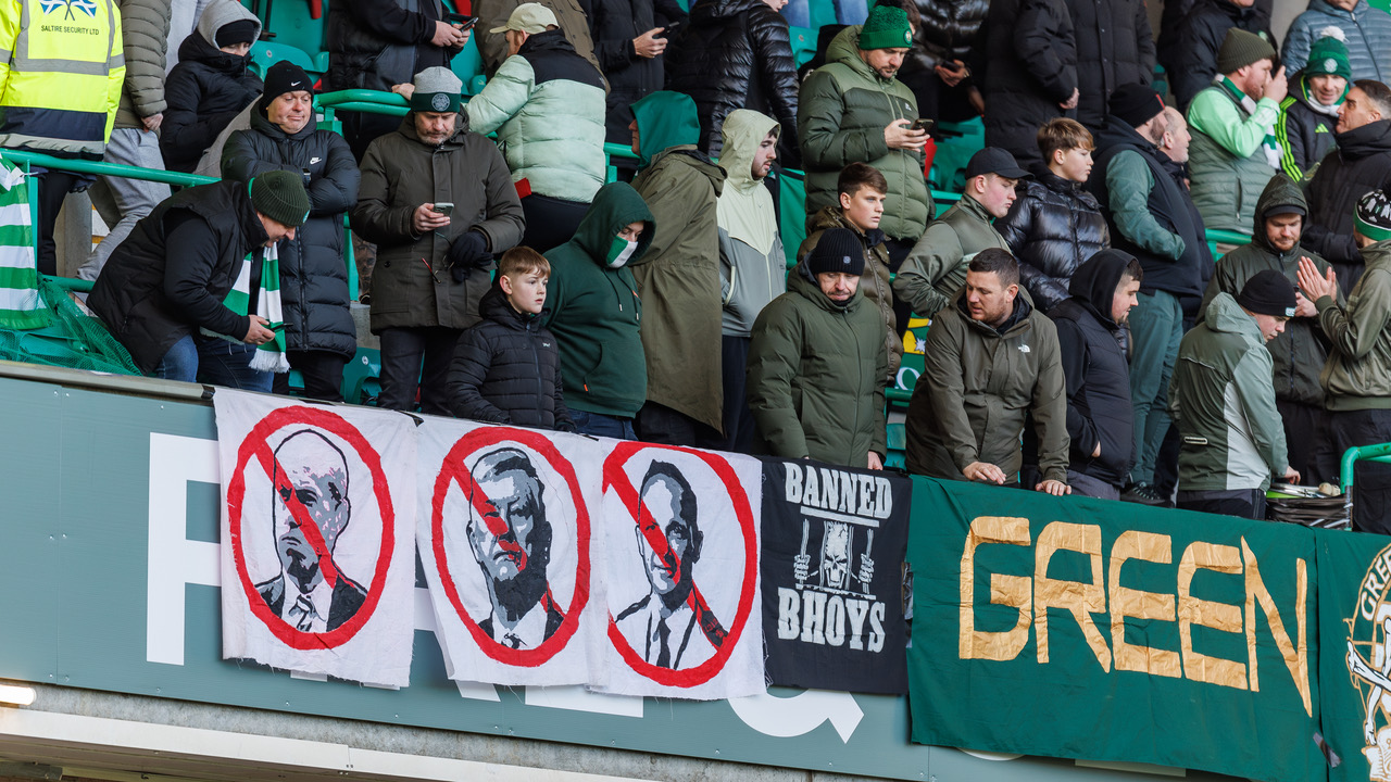 Green Brigade attend game despite ban and protest against board