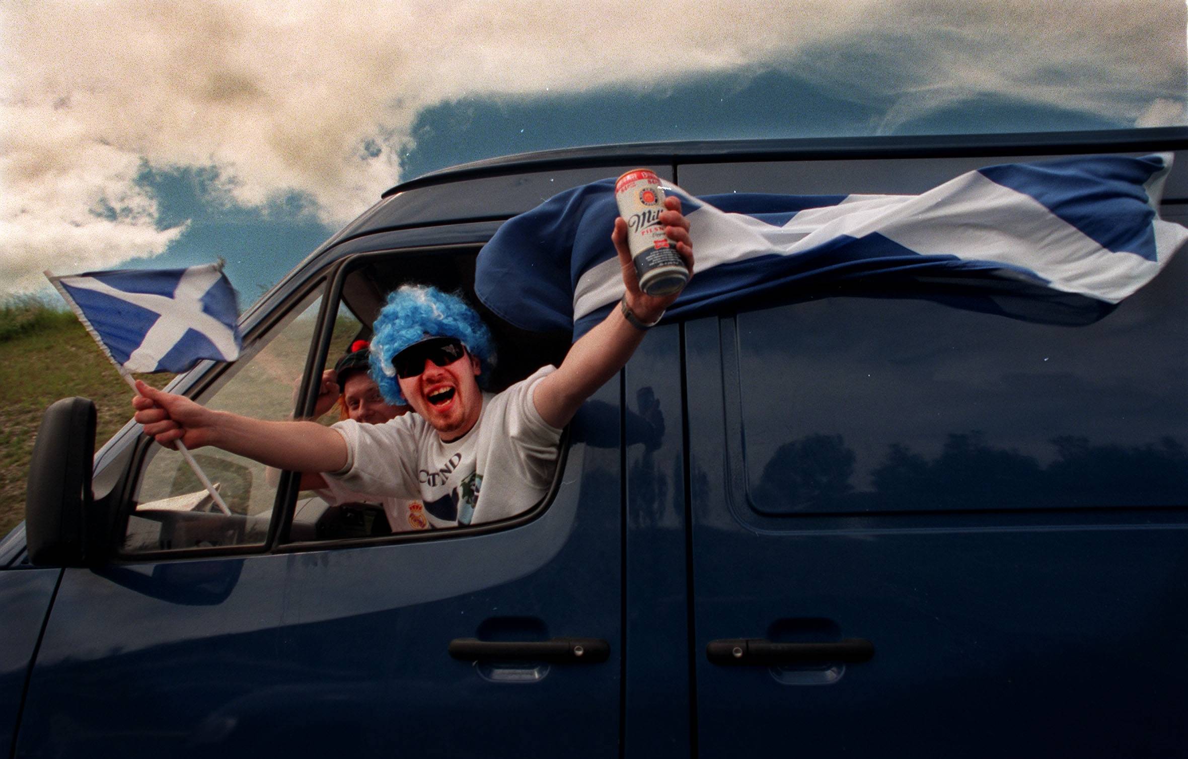 Scotland supporters on the autoroute A1