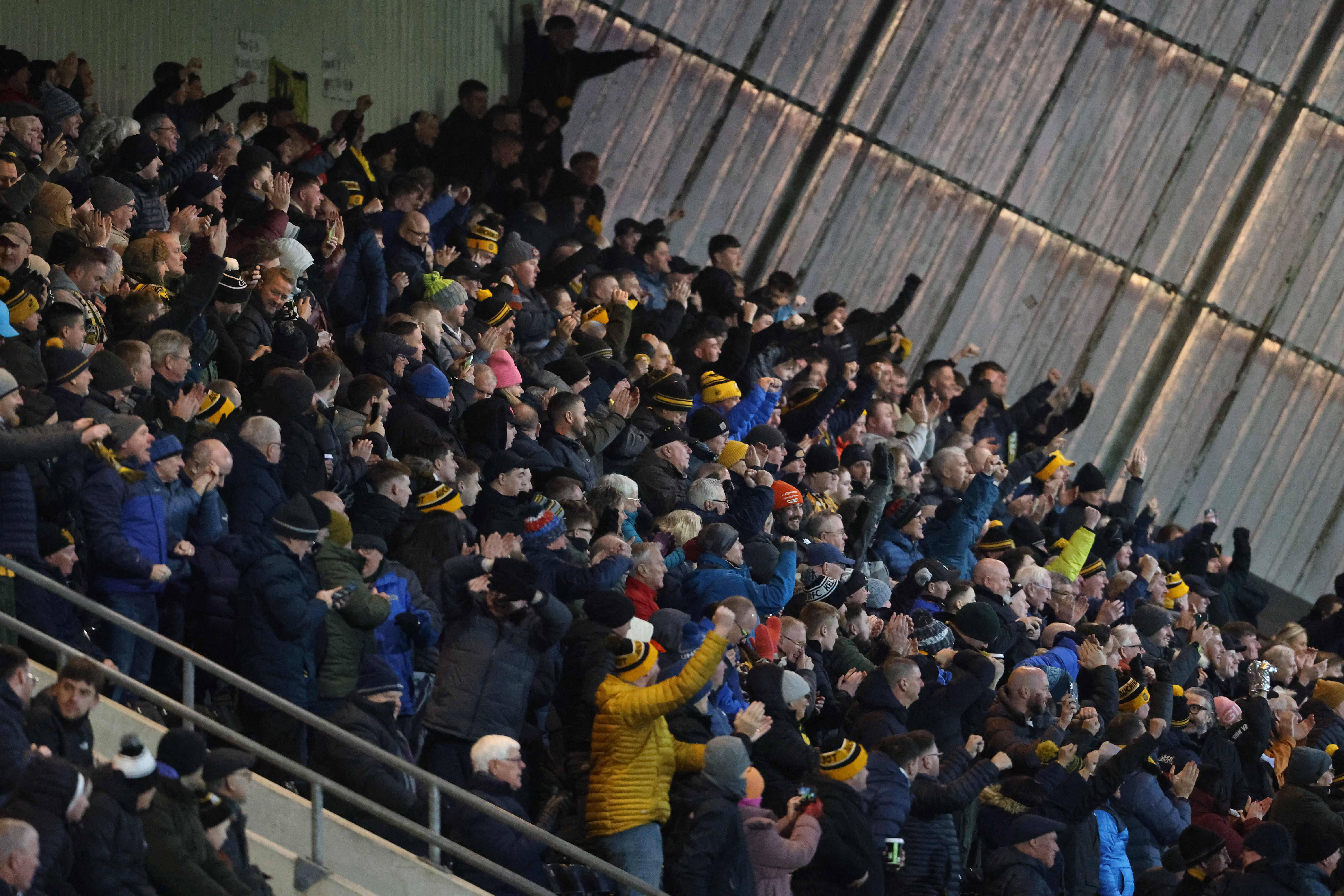 Auchinleck fans celebrate