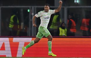 Auston Trusty of Celtic FC celebrates