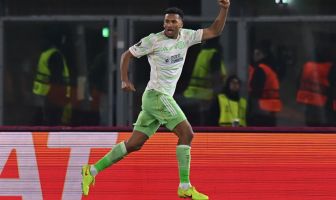 Auston Trusty of Celtic FC celebrates