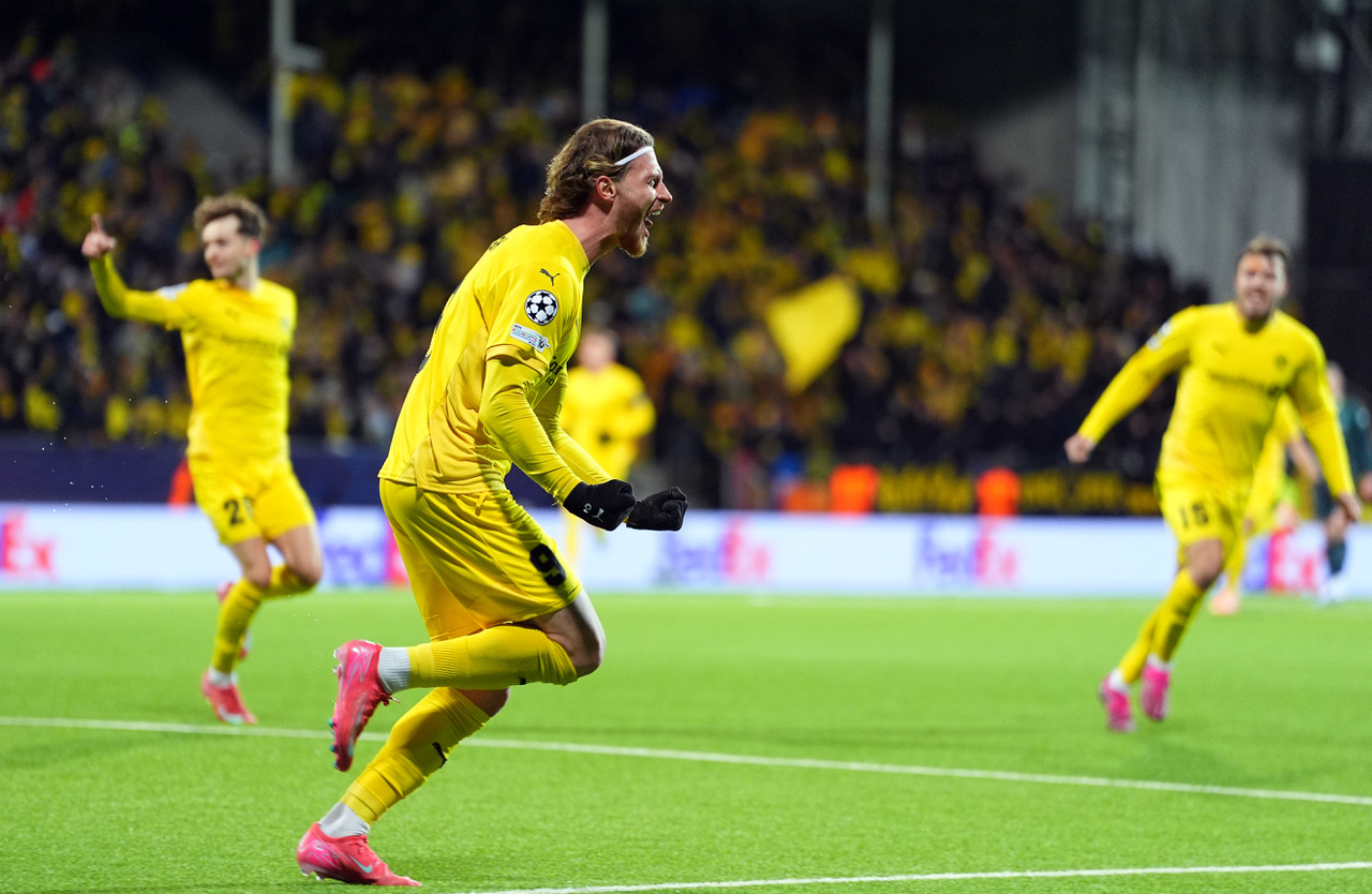 Kasper Hogh of Bodo/Glimt celebrates 