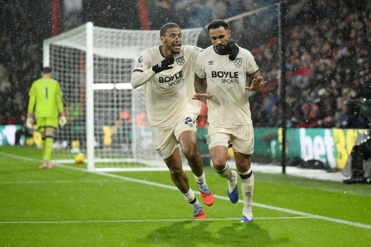 Callum Wilson of West Ham United celebrates 