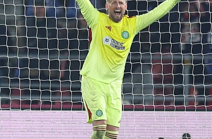 Kasper Schmeichel of Celtic celebrates