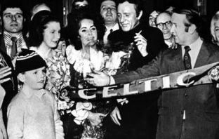 Richard Burton and Elizabeth Taylor party with Celtic supporters