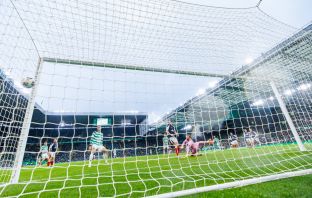 Benjamin Nygren makes it 2-0 to Celtic