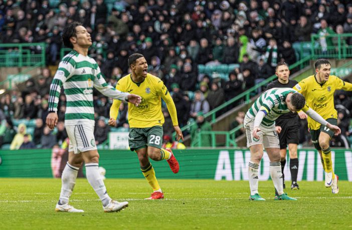 Reo Hatate looks dejected