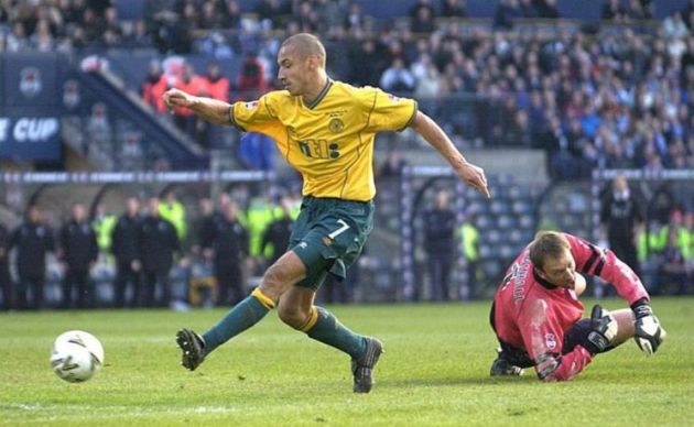 Henrik Larsson scores as Celtic win the League Cup Final in 2001.