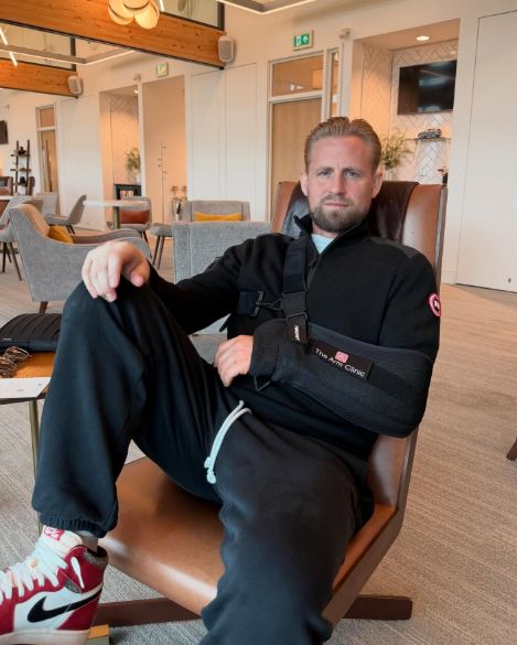Kasper Schmeichel after his first shoulder operation 