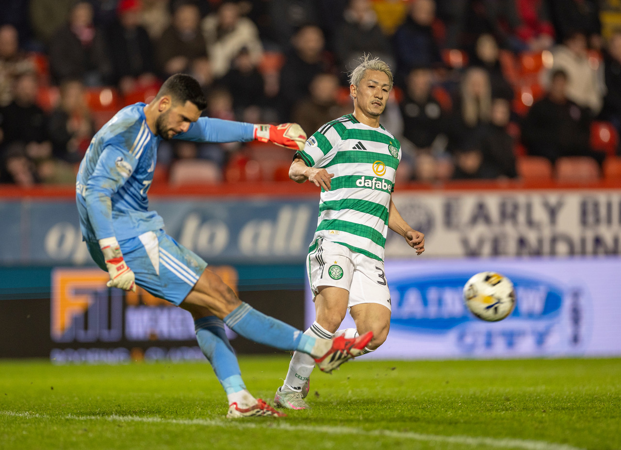 Daizen Maeda at Pittodrie 