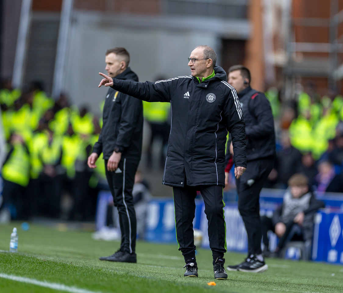 Martin O'Neill at Ibrox. 
