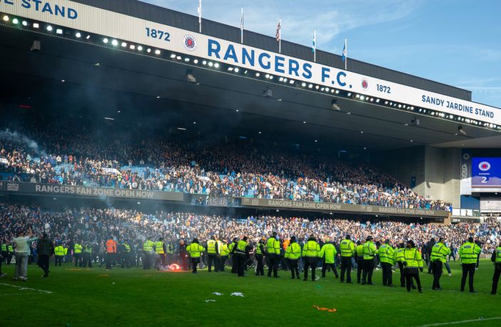 Celtic supporters in the Free Broomloan