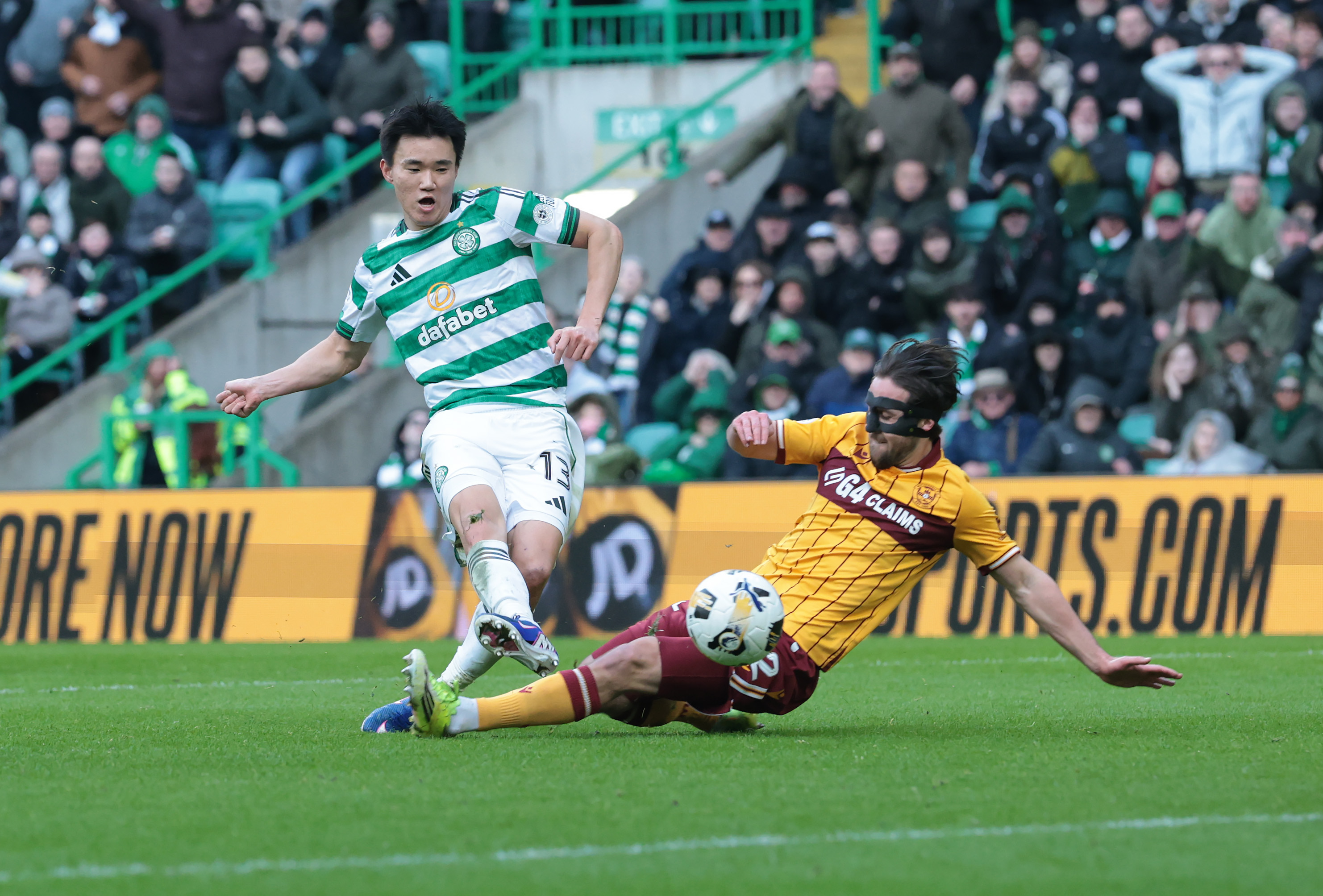 Hyunjun Yang of Celtic scores