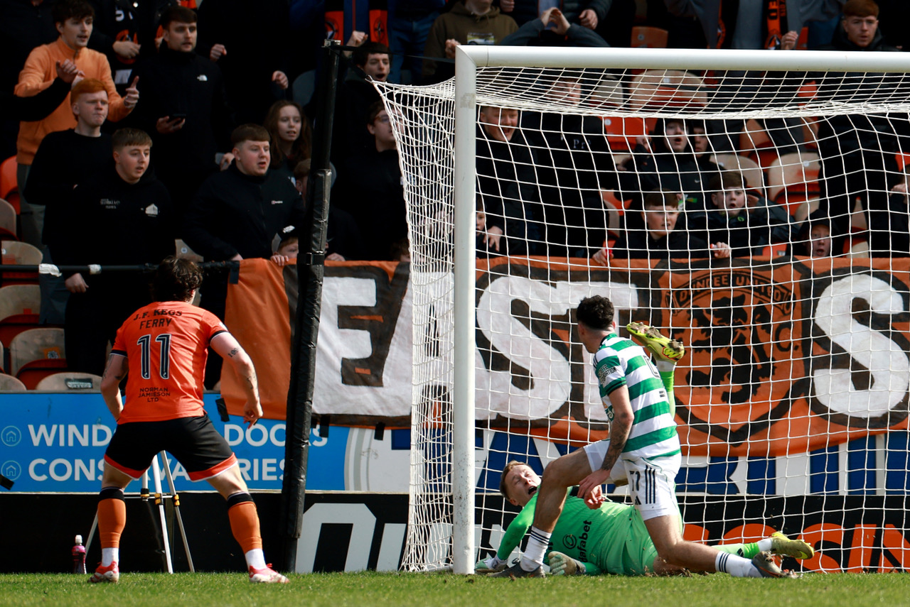 Will Ferry of Dundee United scores