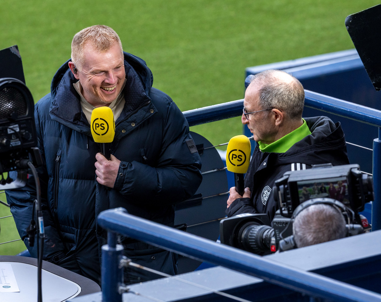 Neil Lennon jokes with Martin O'Neill