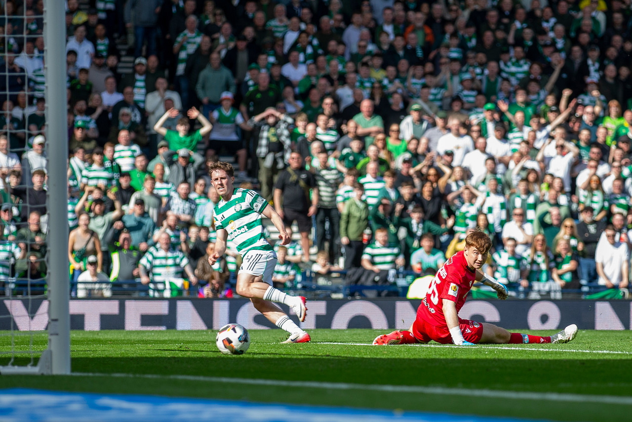 Luke McCowan scores