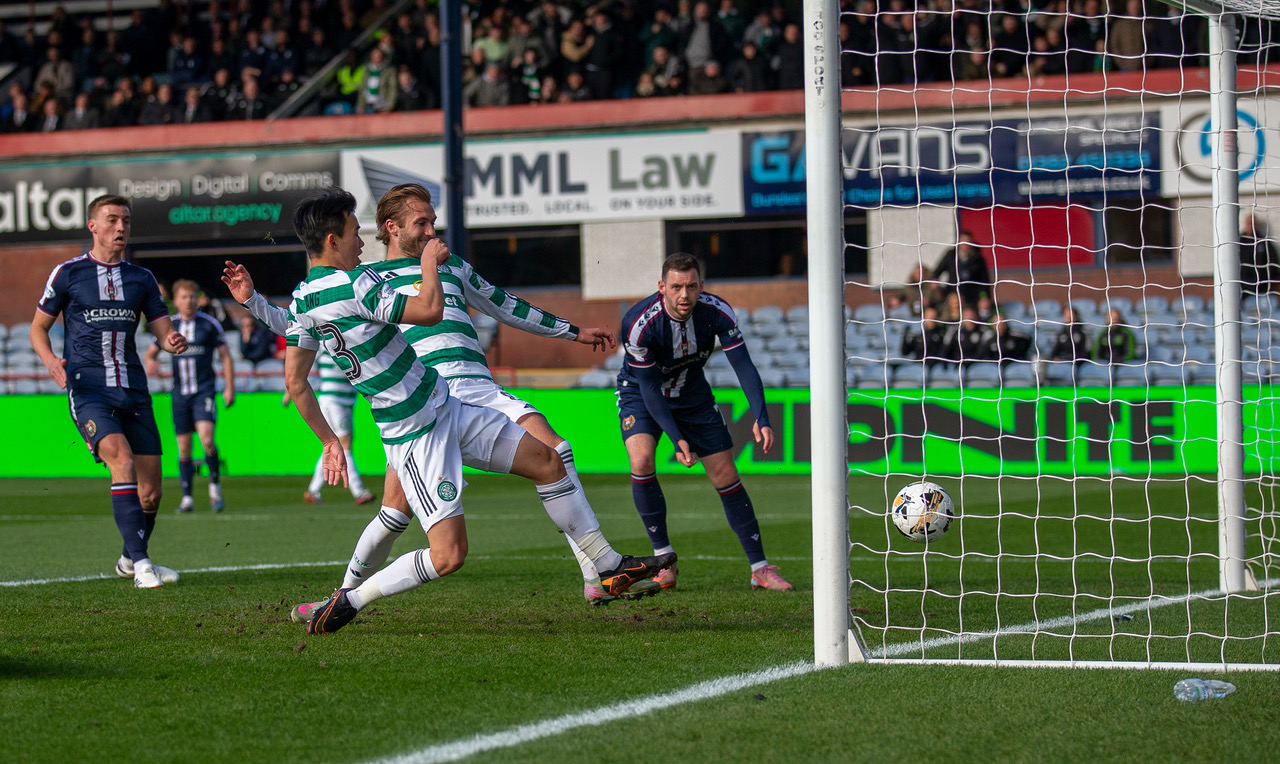 Yang and Nygren combine to open the scoring.