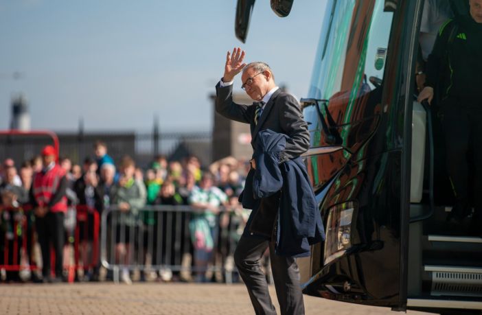 Spirit of '86 - Celtic team's welcome to Paradise. Saturday 25 April 2026. Celtic v Falkirk. Scottish Premiership. Photo Photograph by Vagelis Georgariou