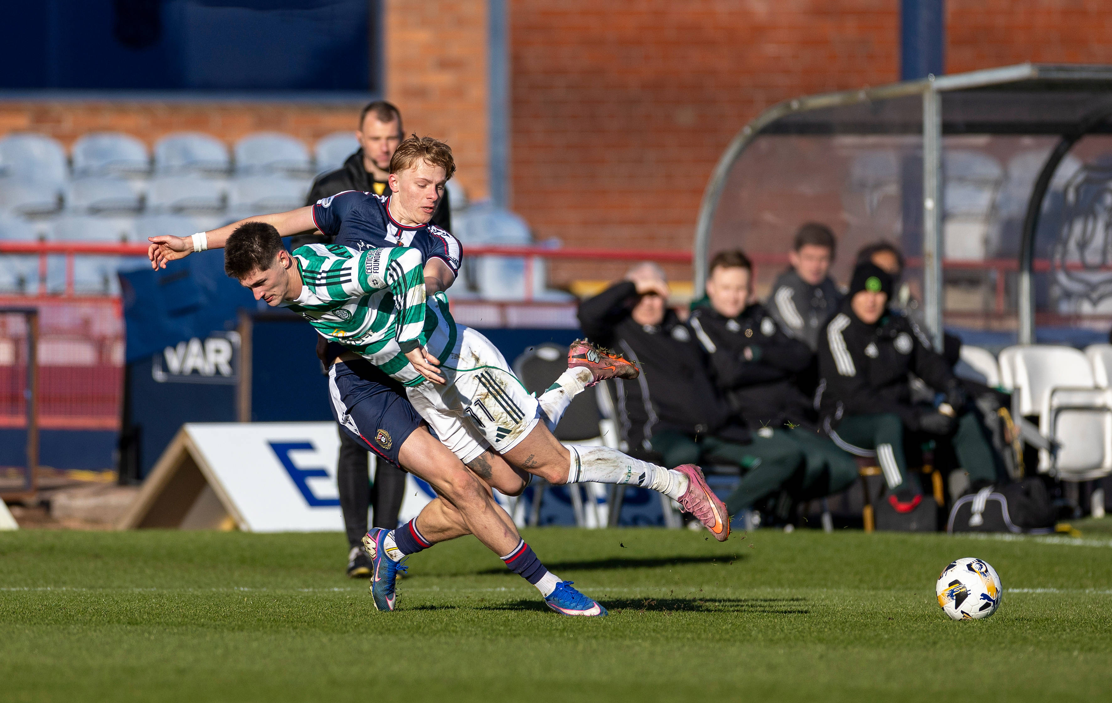 Luke Graham of Dundee challenges Tomas Cvancara 